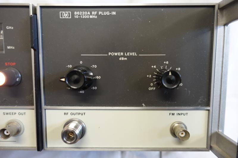 HP8620A Sweep Oscillator mit HP86220A RF Plug-In